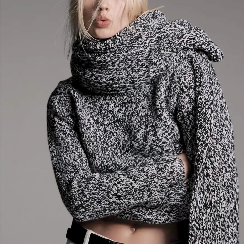 Club Monaco Tatea Melange crewneck sweater, XS, like new